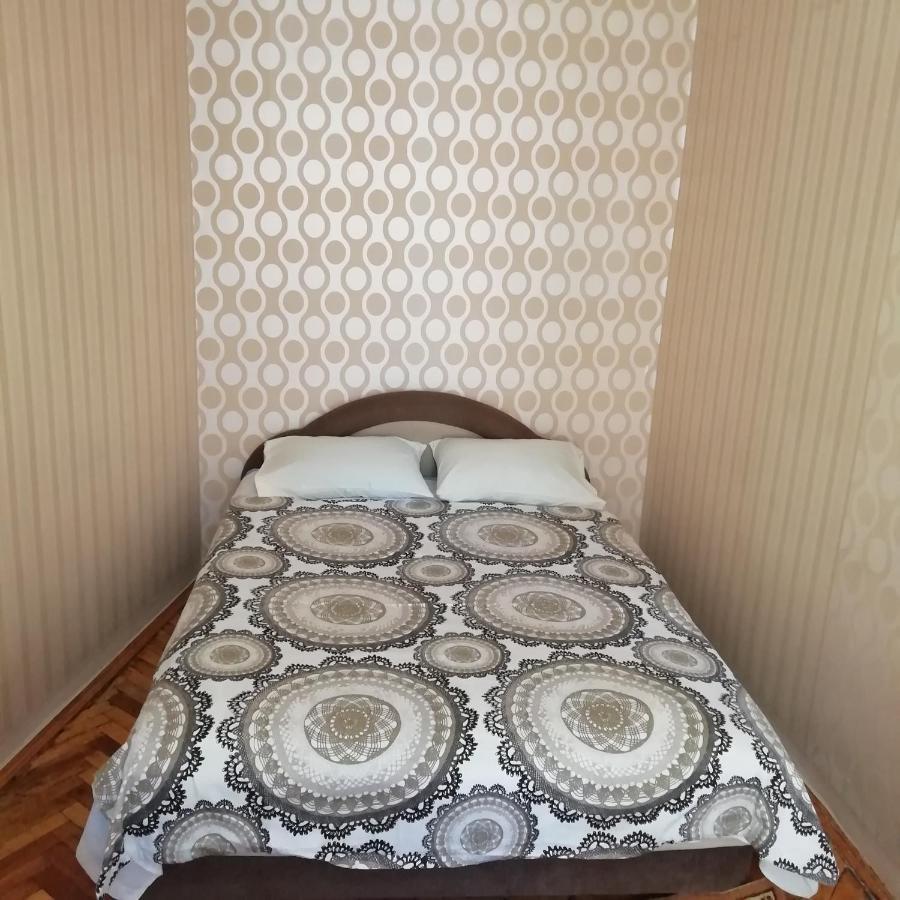 Apartamento 2К. Центр Возле Гуливера.Бассейная 10 Kiev Exterior foto