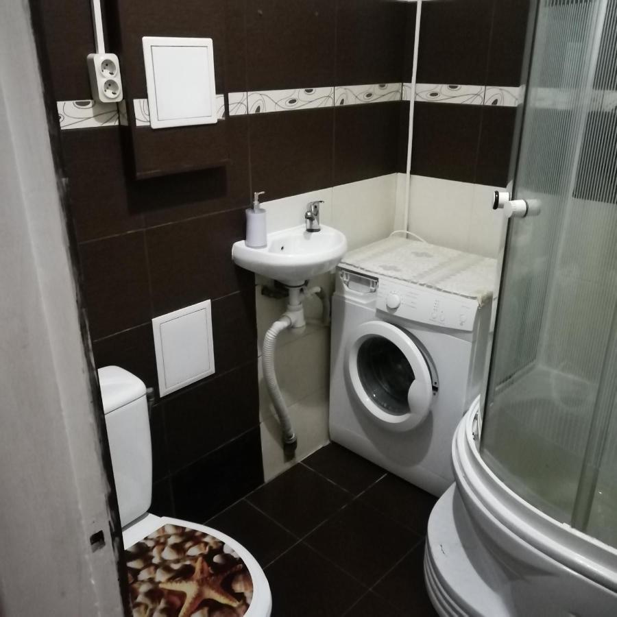 Apartamento 2К. Центр Возле Гуливера.Бассейная 10 Kiev Exterior foto